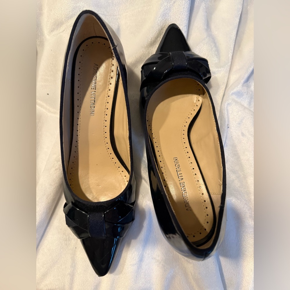 Adrienne Vittadini Navy Women's Patent Kitten Heels